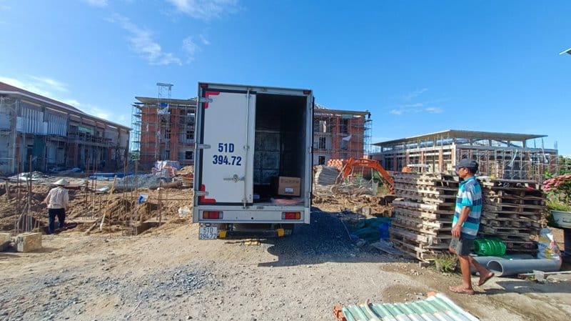 z3545161603024_46597db73f357e61e1c3cbcbaa054af7