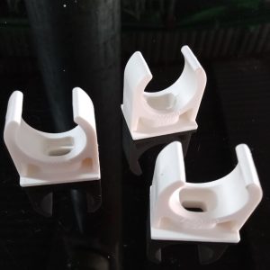 Kẹp đỡ ống Vega