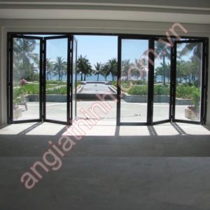 Thi công Cửa đi mở xếp trượt SGA - Xingfa - PMI